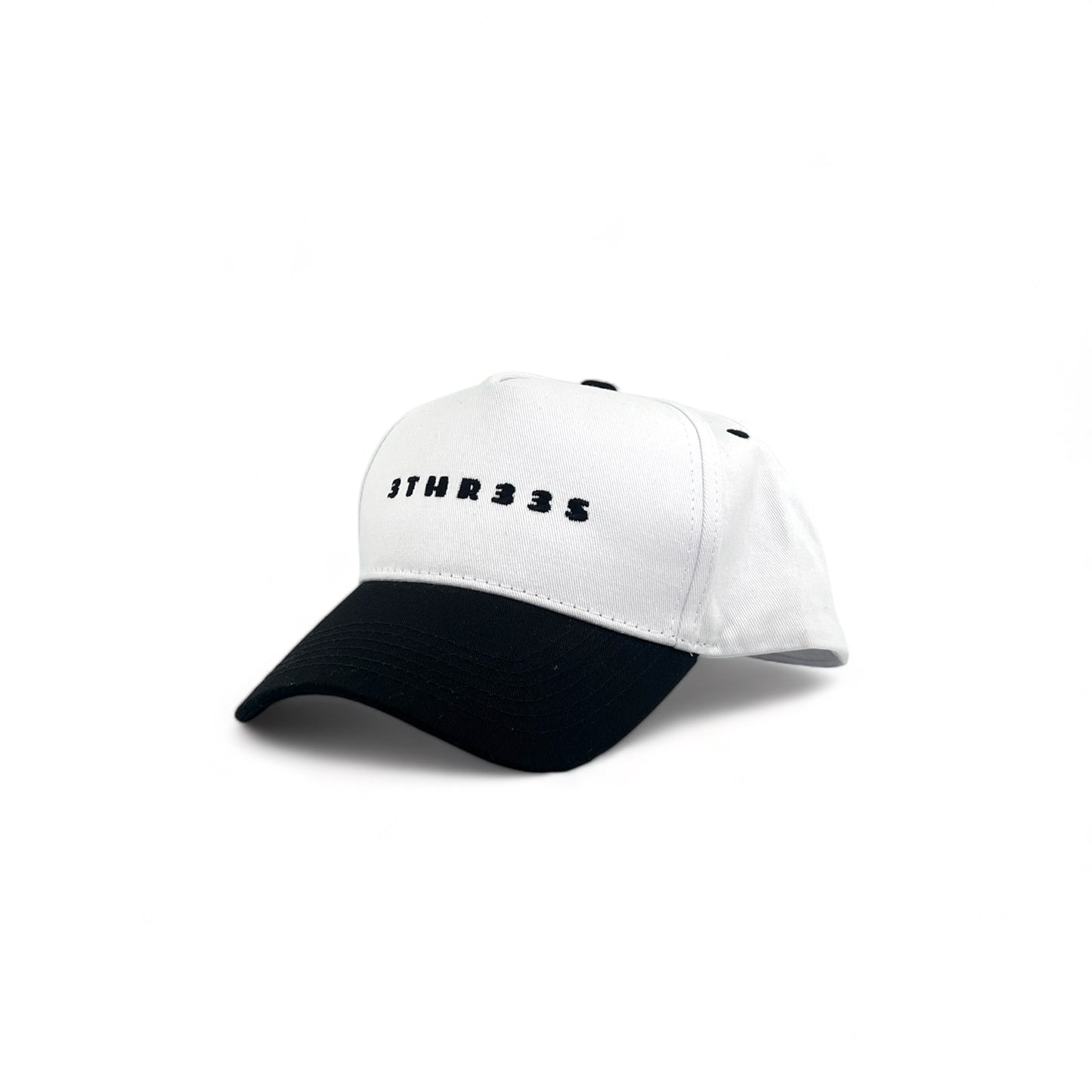 Black/White 3THR33S